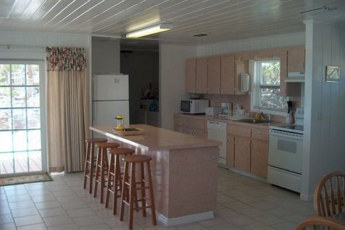 Pelican Beach Villas 마시 하버 외부 사진